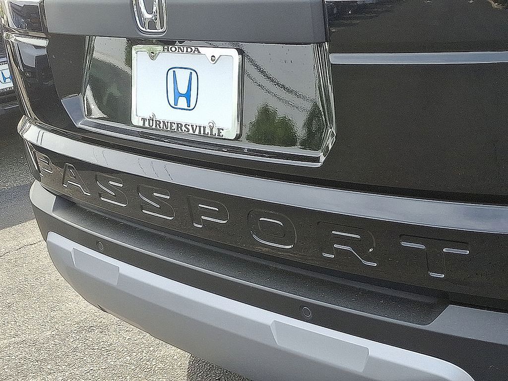 2026 Honda Passport photo 4