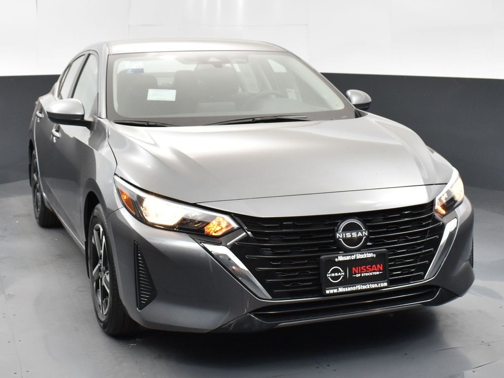 2025 Nissan Sentra SV photo 2