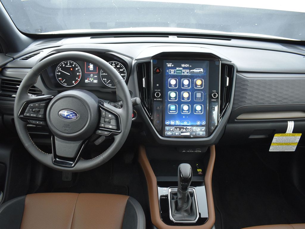 2025 Subaru Forester Touring photo 12