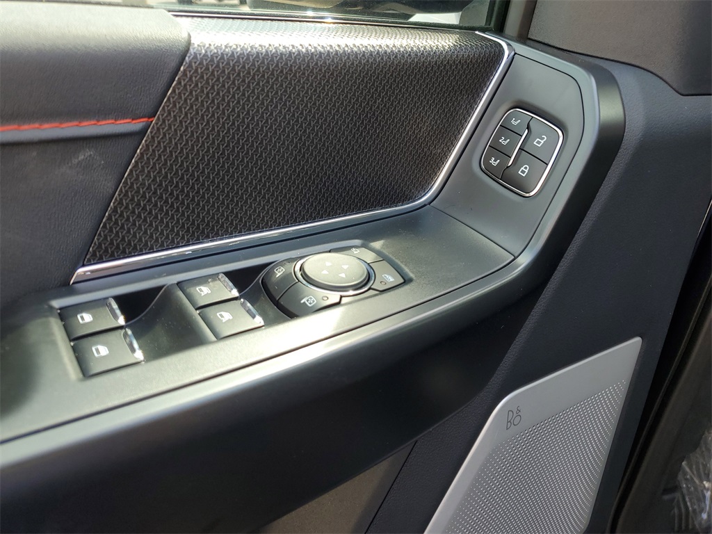 2025 Ford F-150 Raptor photo 20