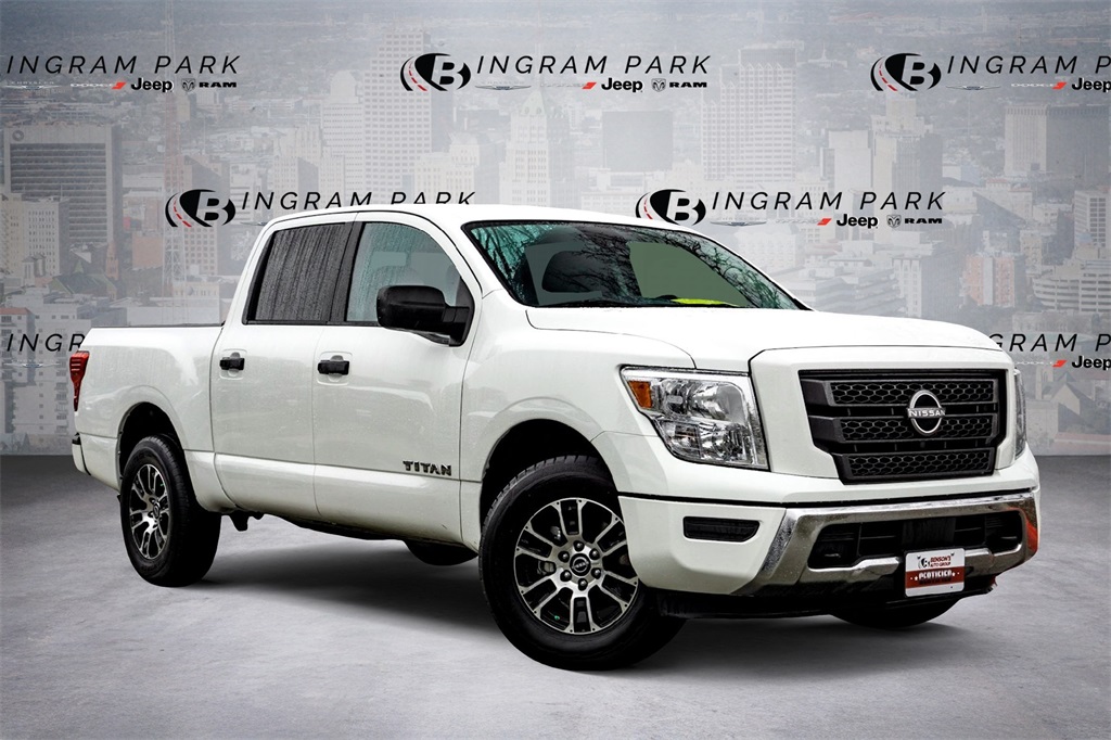 2023 Nissan Titan