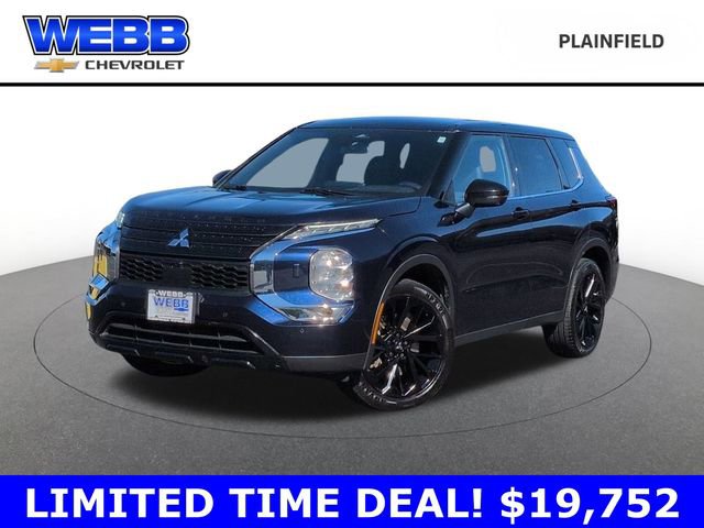 2023 Mitsubishi Outlander SE Black Edition's photo