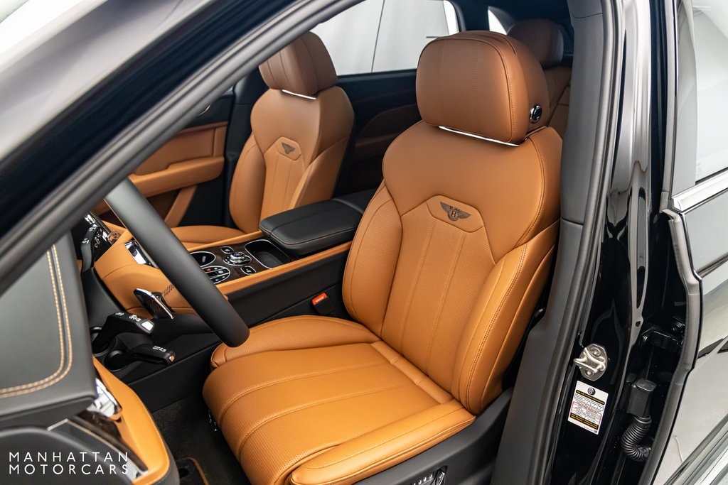 2024 Bentley Bentayga EWB photo 13