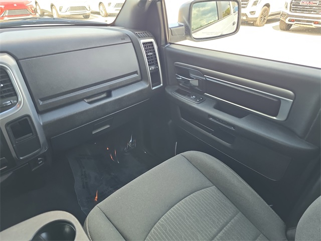 2024 Ram 1500 SLT Warlock photo 12