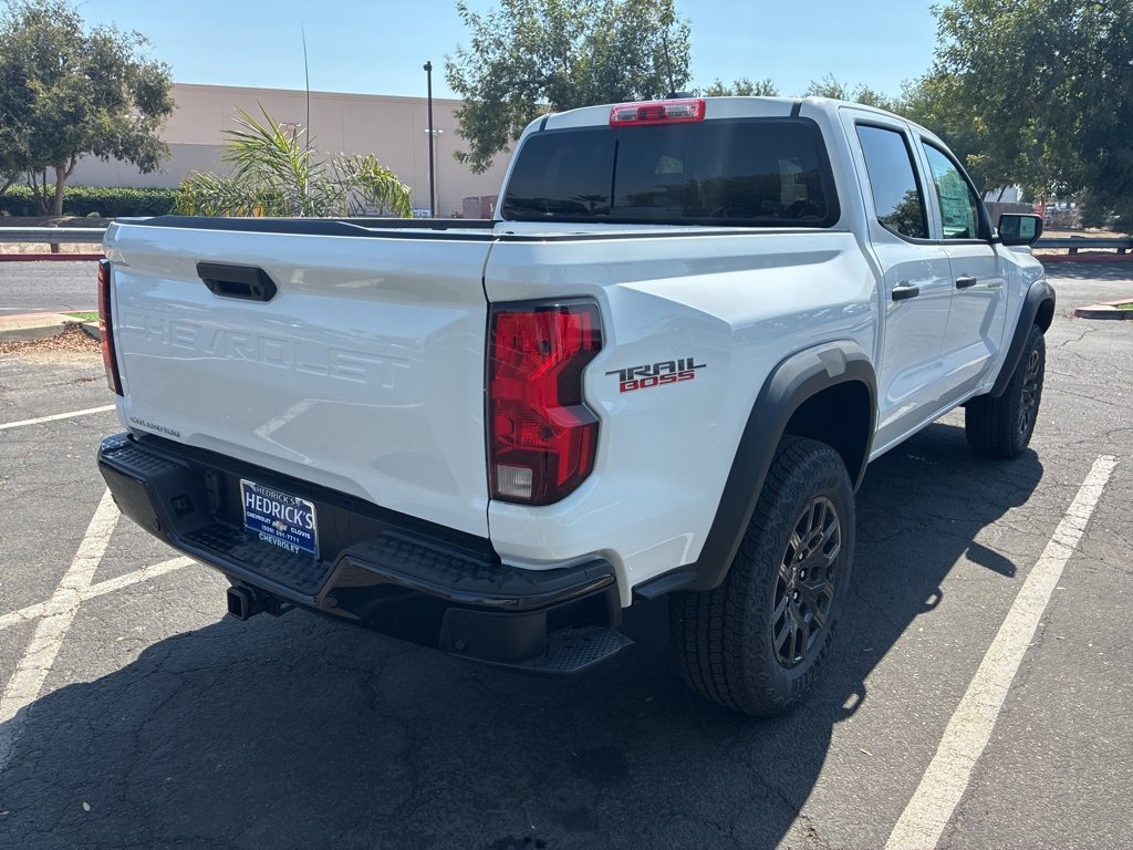 2026 Chevrolet Colorado Trail Boss photo 3