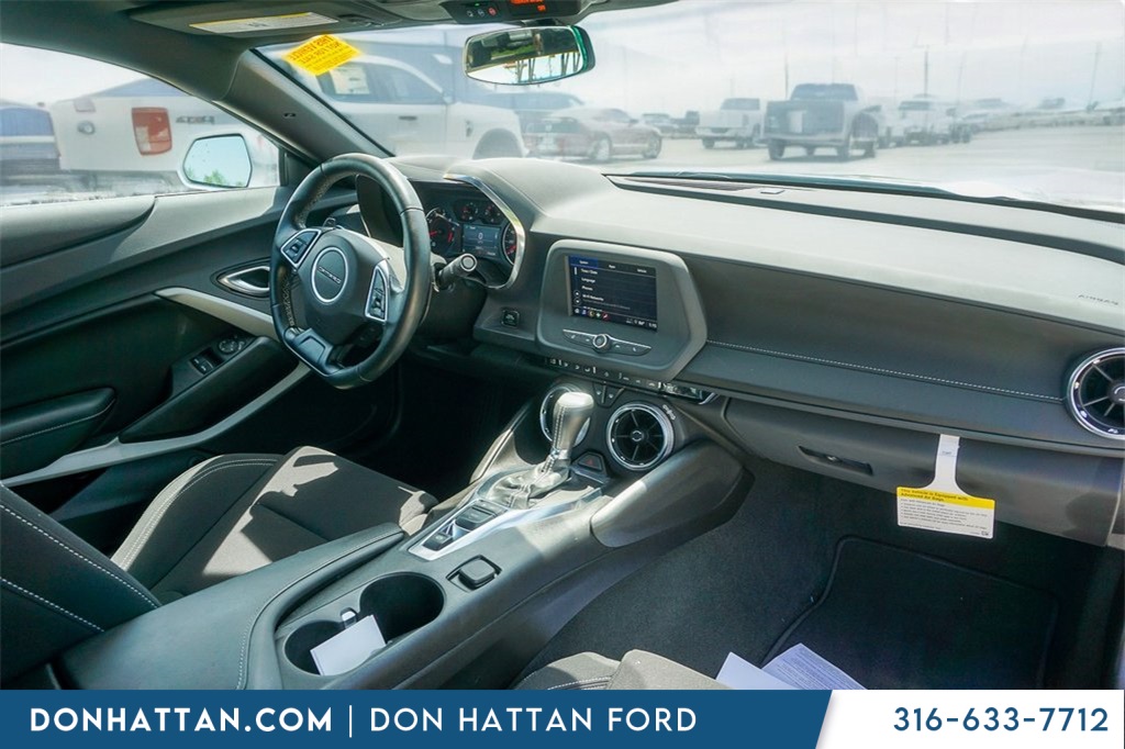 2023 Chevrolet Camaro LT1 photo 4