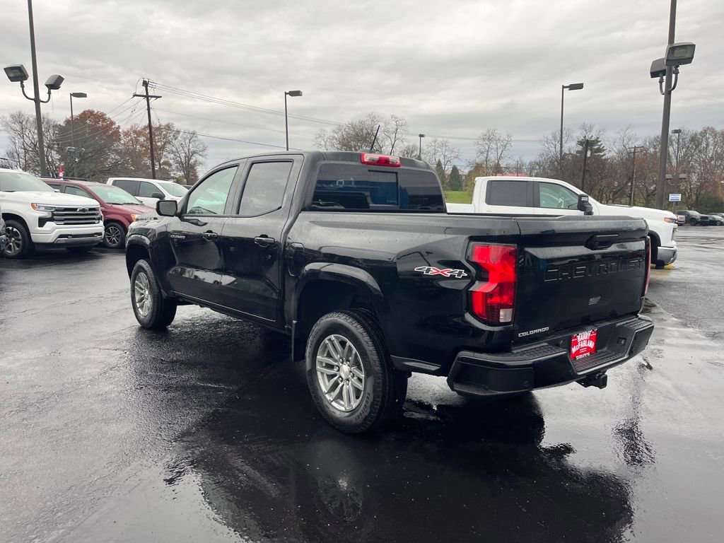 2026 Chevrolet Colorado LT photo 3