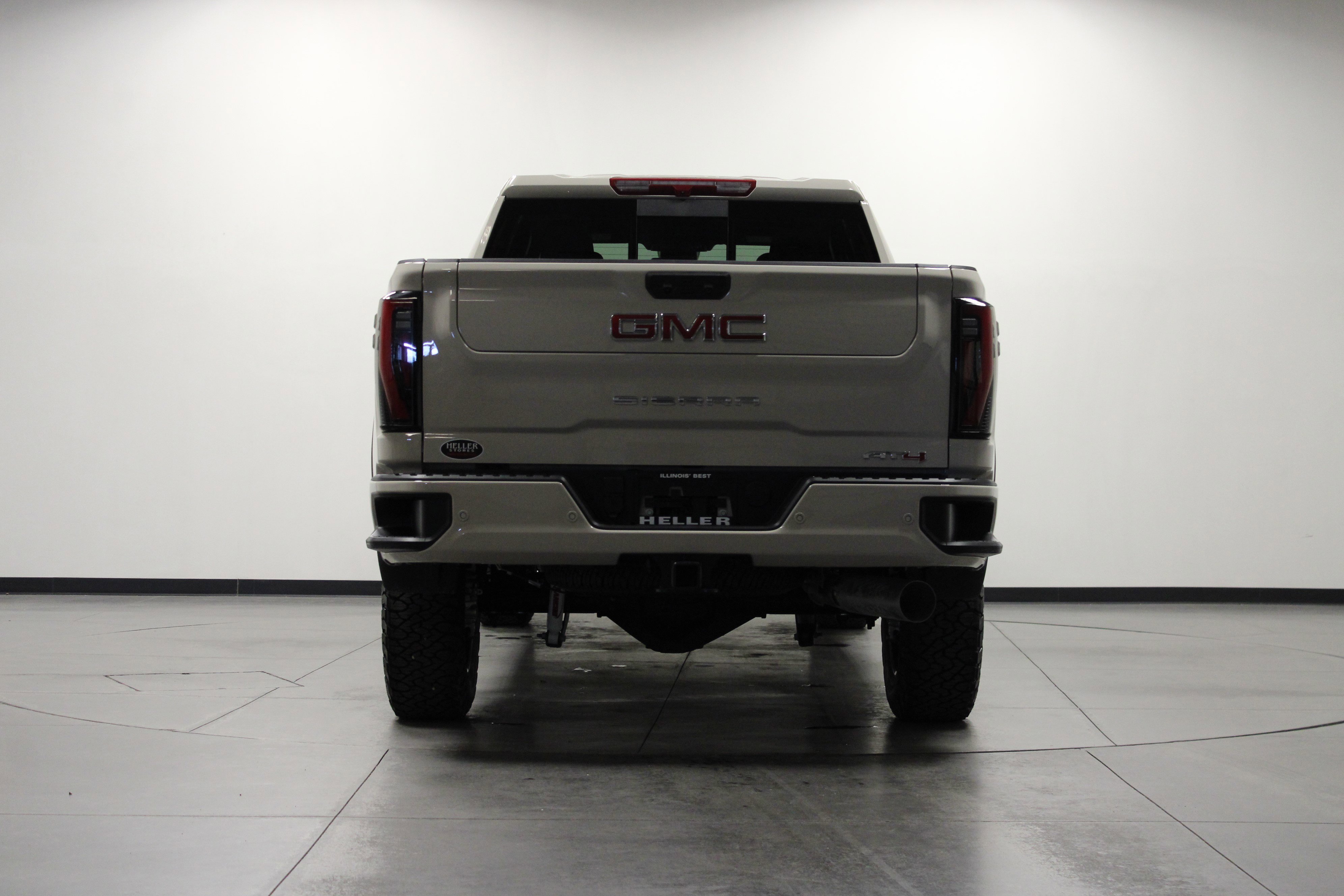 2026 Gmc Sierra 2500 HD AT4 photo 3