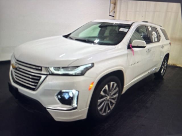2023 Chevrolet Traverse Premier photo 2