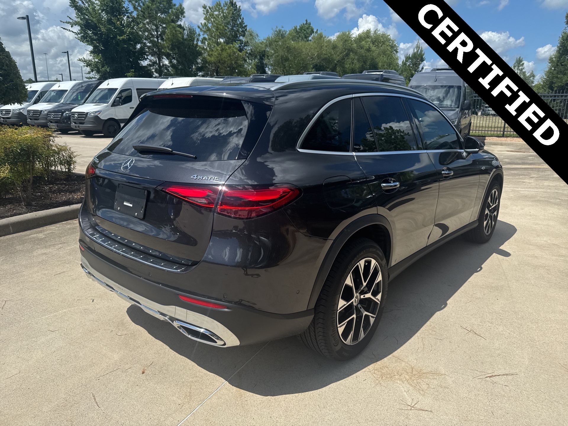 2025 Mercedes Benz GLC 350e 4MATIC photo 4
