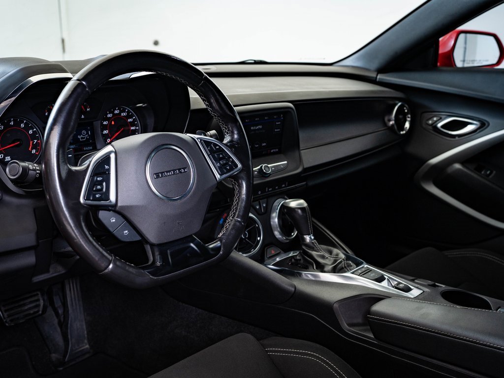2020 Chevrolet Camaro 1LT photo 4
