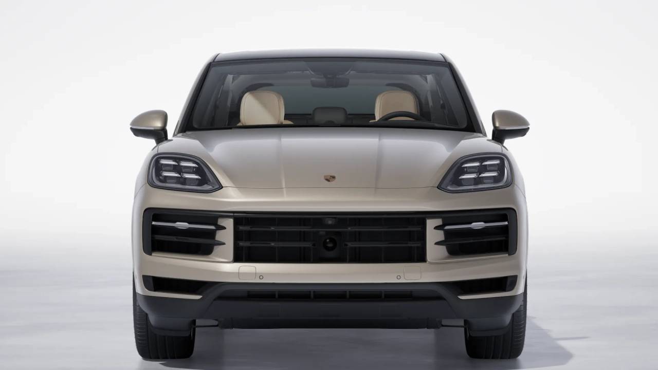 2026 Porsche Cayenne Coupe photo 8