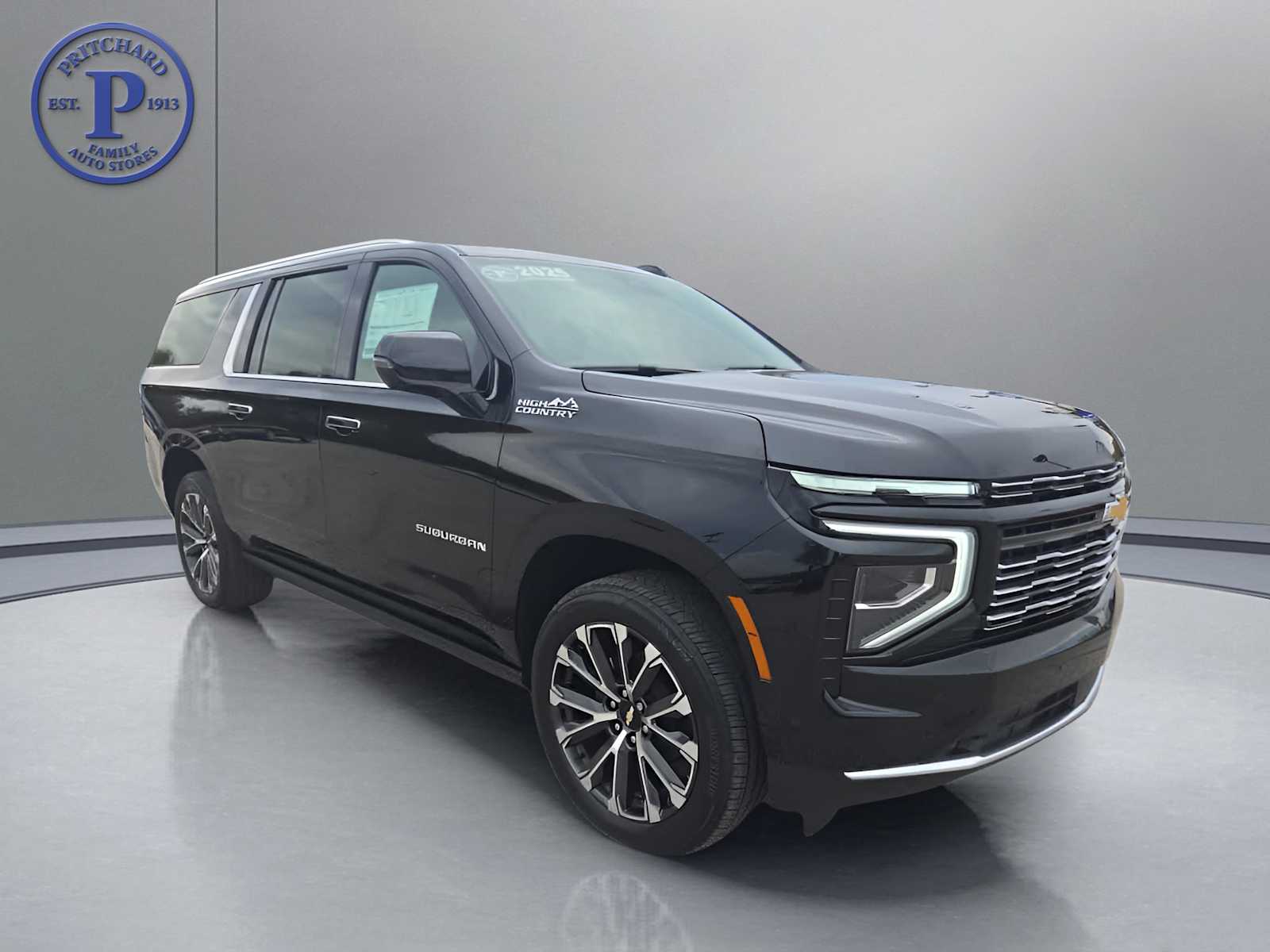 2025 Chevrolet Suburban High Country's photo