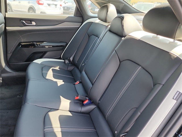 2026 Kia K5 GT-Line photo 14