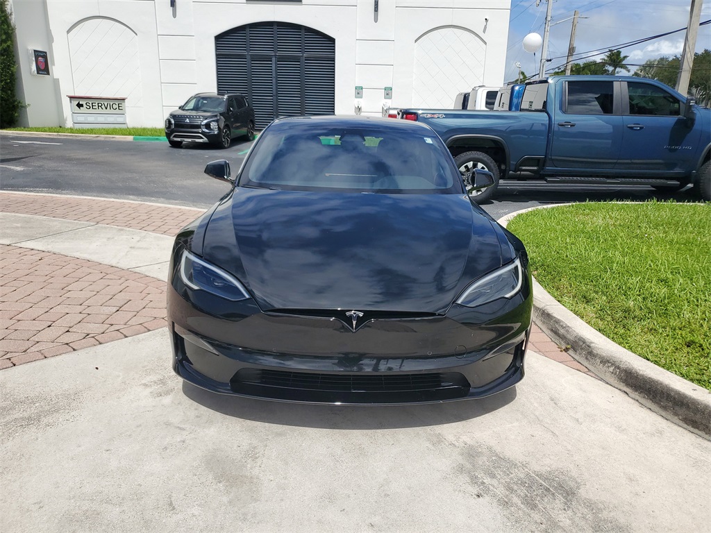 2022 Tesla Model S photo 2