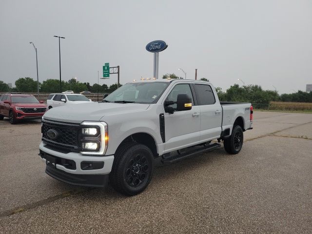 2026 Ford F-250 photo 18