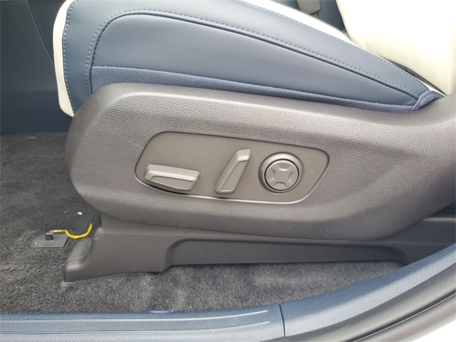 2026 Kia Carnival EX photo 15