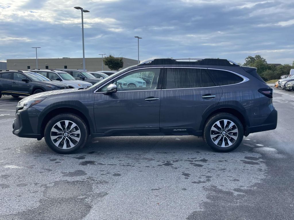 2025 Subaru Outback Touring XT photo 22