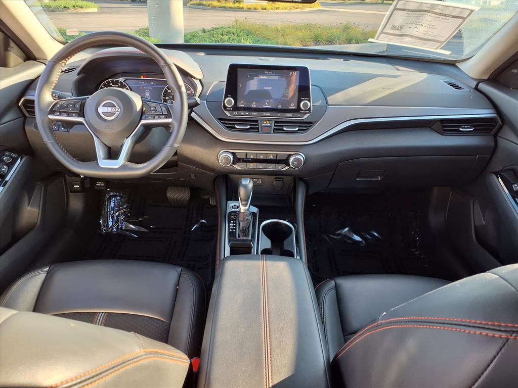 2024 Nissan Altima 2.5 SR photo 5