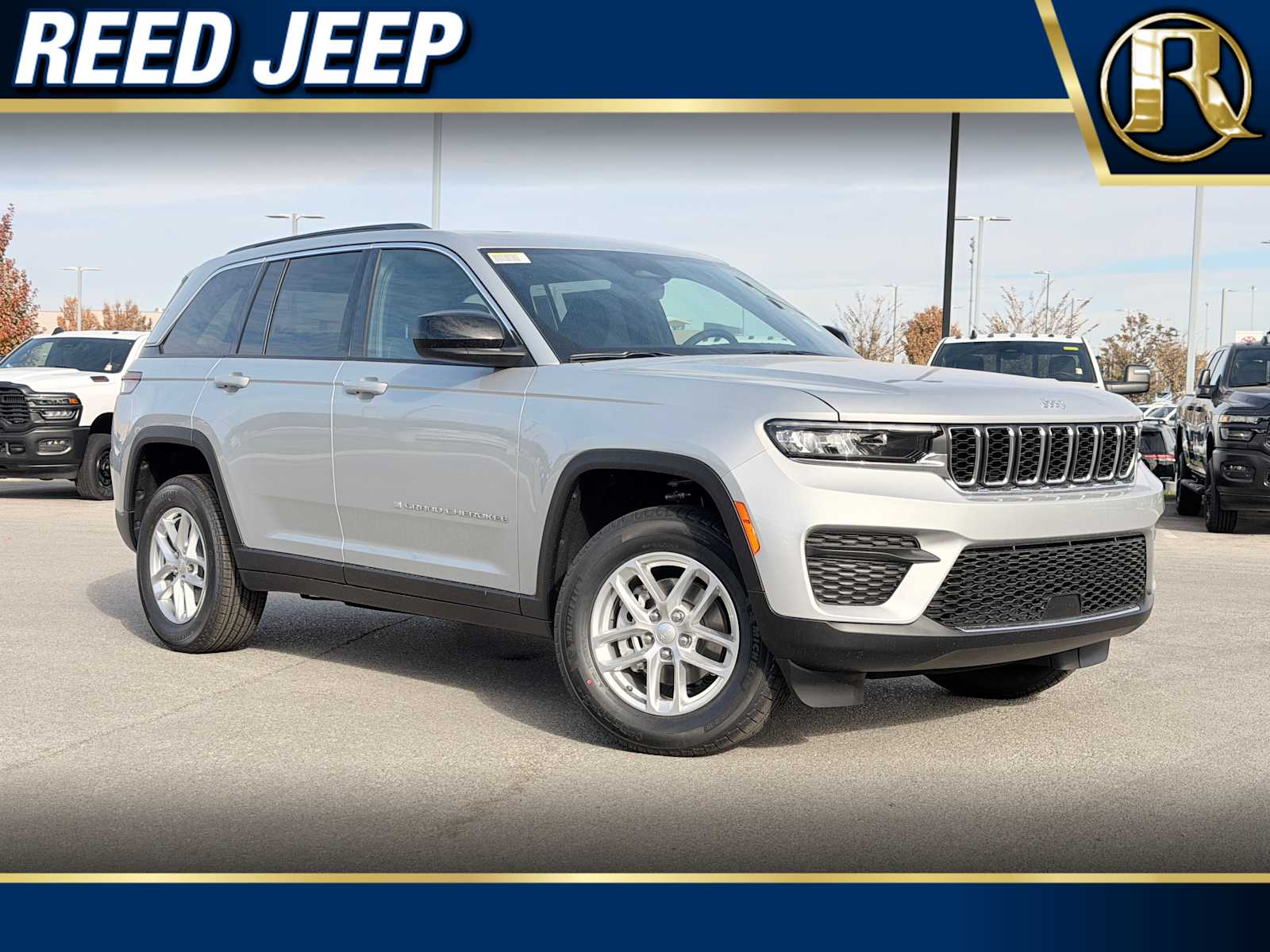 2025 Jeep Grand Cherokee Laredo's photo