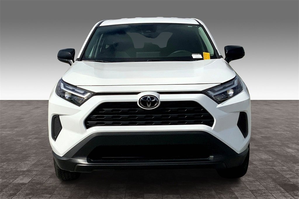 2025 Toyota RAV4 LE photo 2