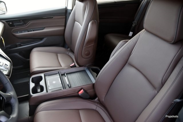 2026 Honda Odyssey Touring photo 8