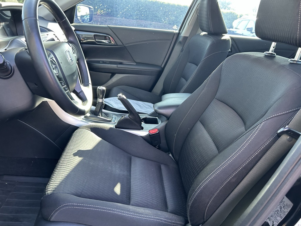 2015 Honda Accord Sport photo 18