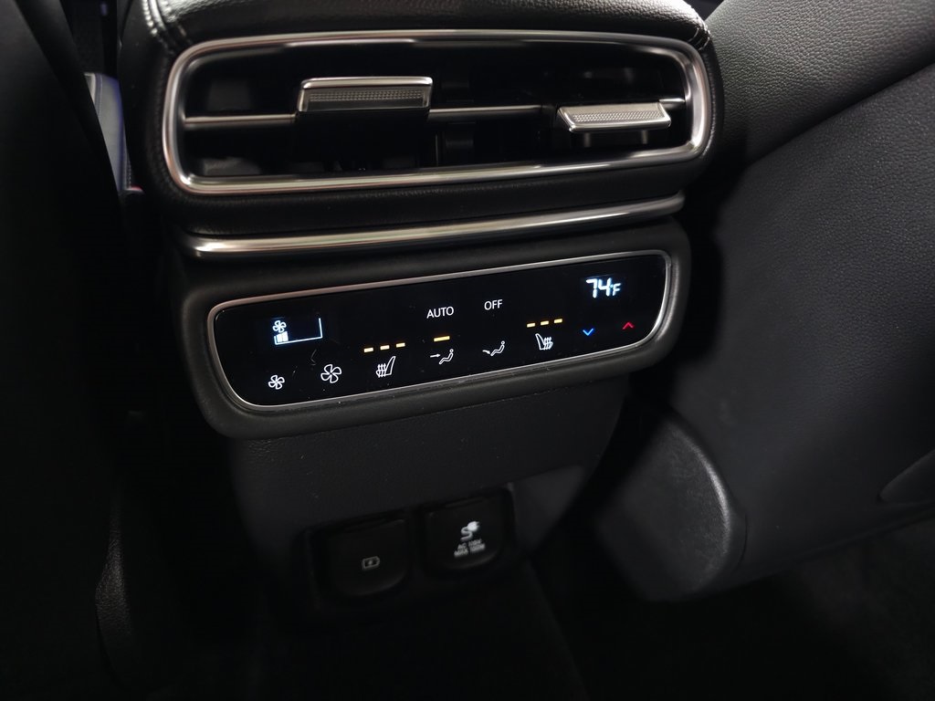 2025 Genesis GV80 2.5T Prestige AWD photo 36