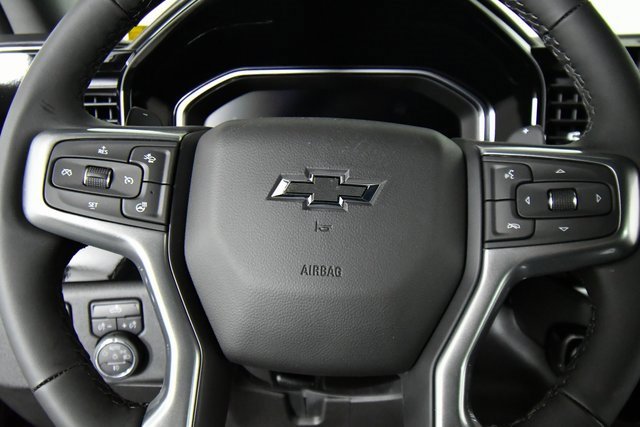 2026 Chevrolet Silverado 1500 RST photo 2