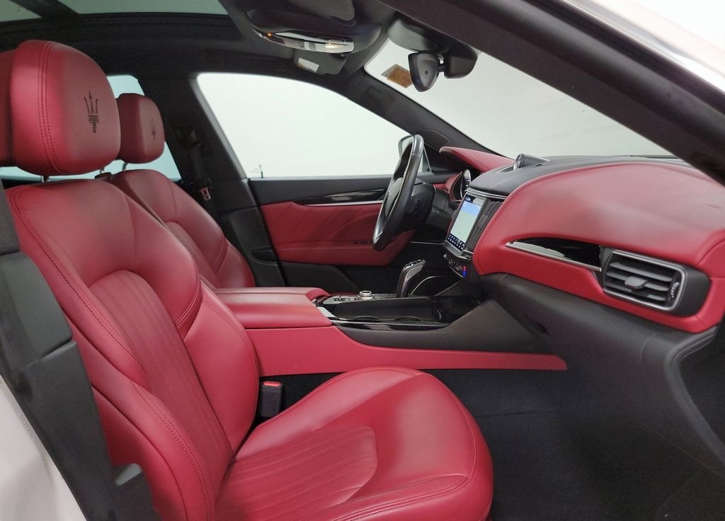 2022 Maserati Levante Modena photo 8