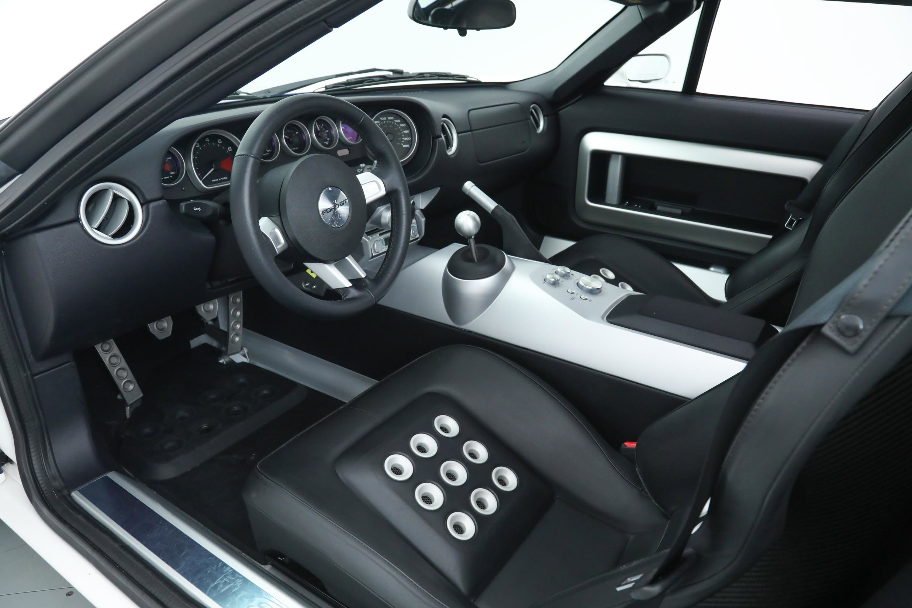 2006 Ford GT photo 19