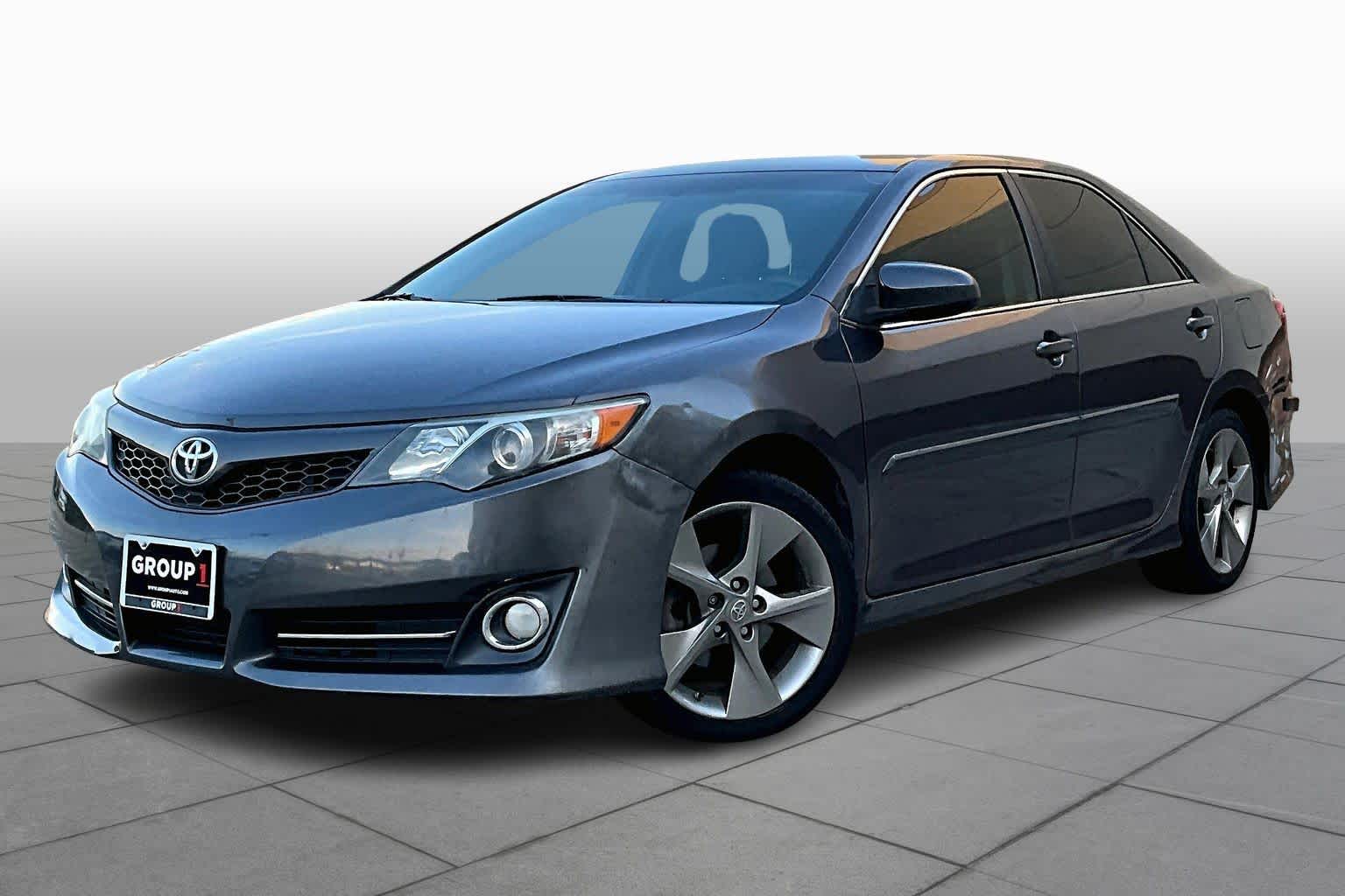 2014 Toyota Camry SE Sport