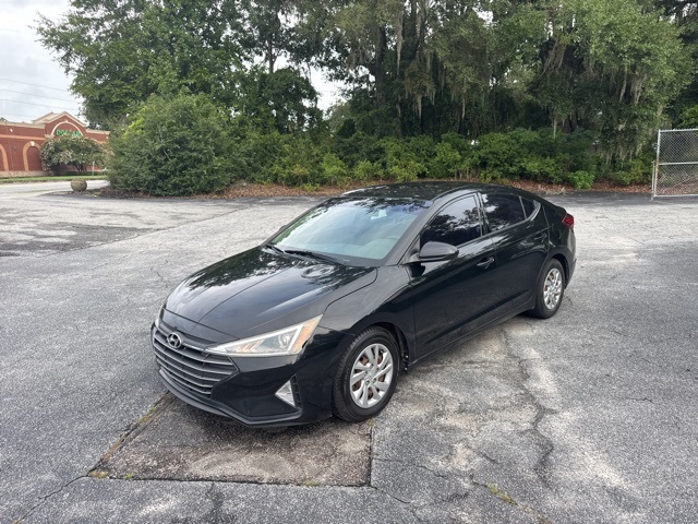 2019 Hyundai Elantra SE photo 2