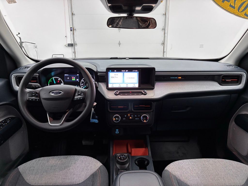 2024 Ford Maverick XLT photo 2