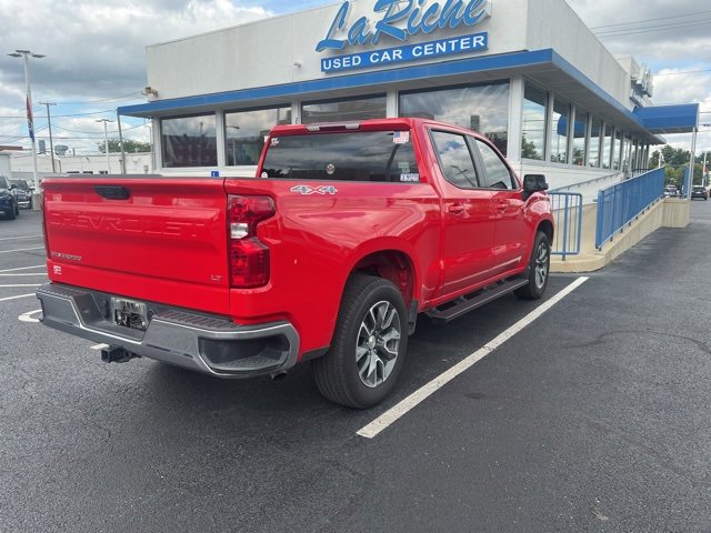 2024 Chevrolet Silverado 1500 LT photo 4