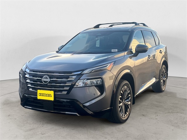 2026 Nissan Rogue Platinum's photo