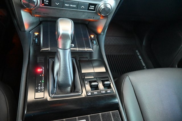 2020 Lexus GX 460 photo 32
