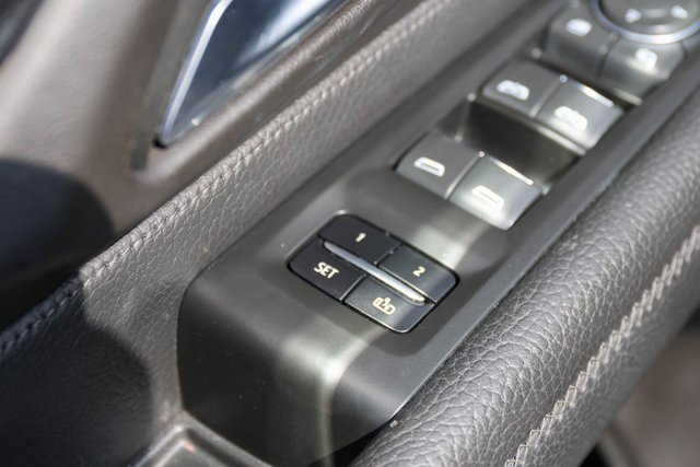2022 Gmc Yukon Denali photo 14