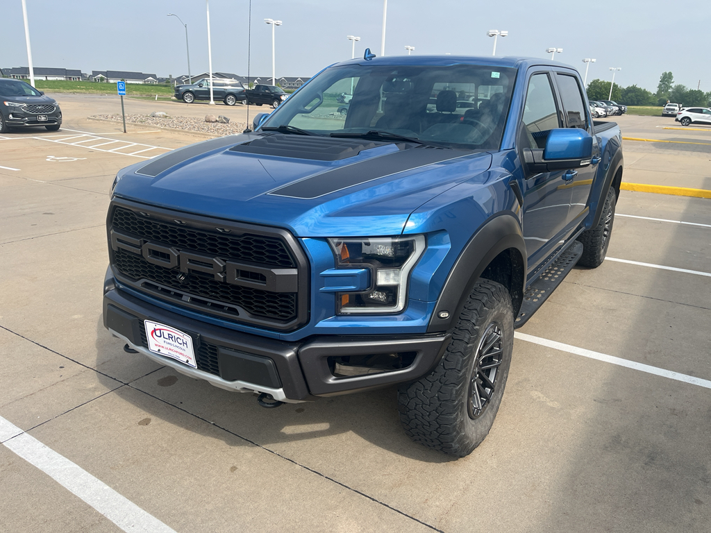 2020 Ford F-150 Raptor photo 3