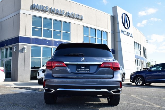 2017 Acura MDX SH-AWD Advance photo 3