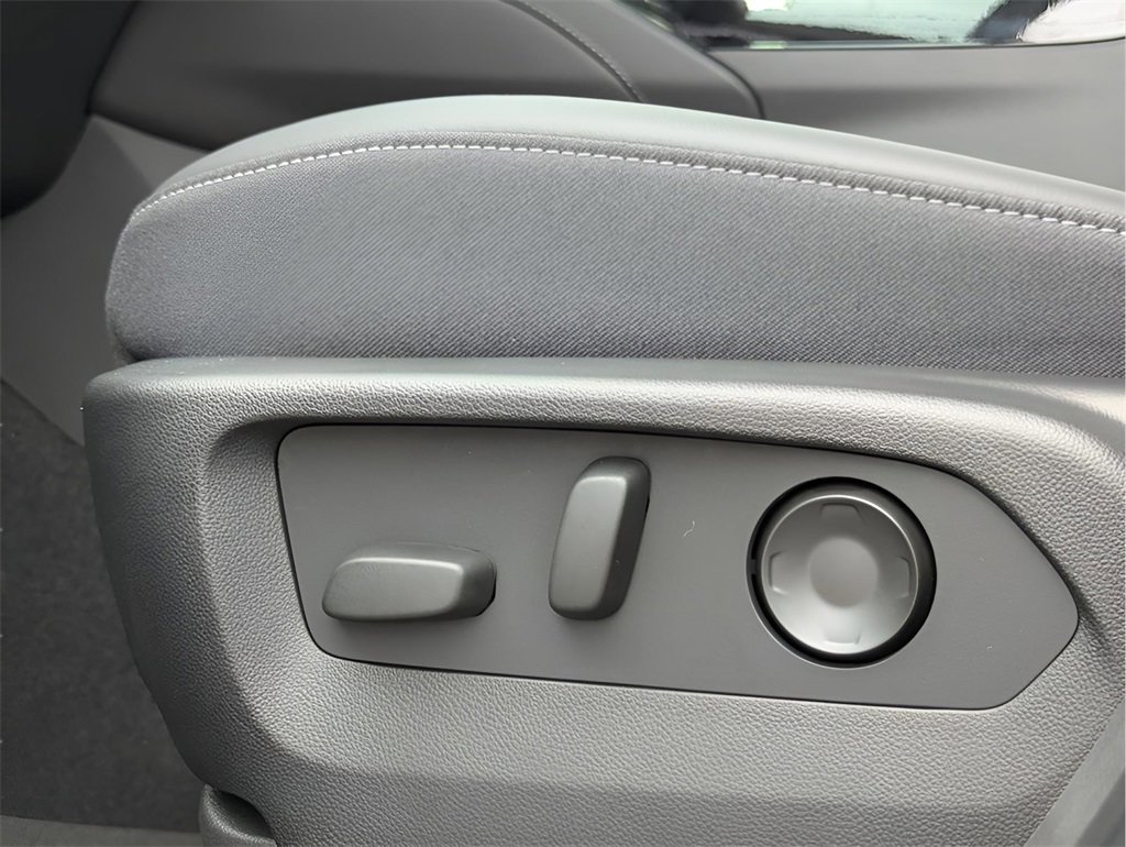 2025 Buick Envision Preferred photo 16