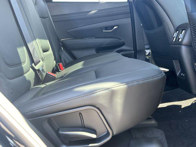 2025 Hyundai Tucson Limited photo 14