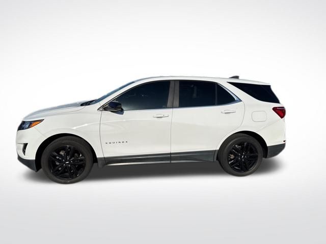2021 Chevrolet Equinox LT photo 2