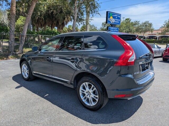 2015 Volvo XC60 T5 Drive-E Premier photo 4