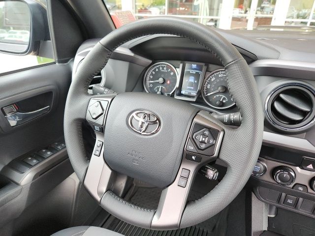2023 Toyota Tacoma TRD Sport photo 16