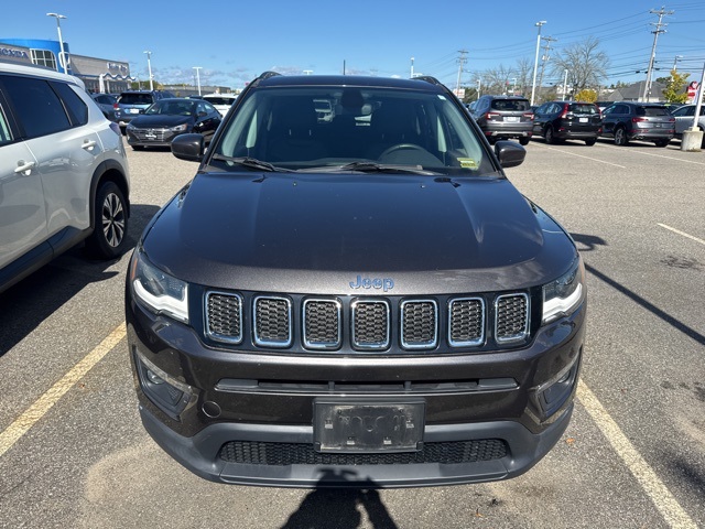 2019 Jeep Compass Latitude photo 3