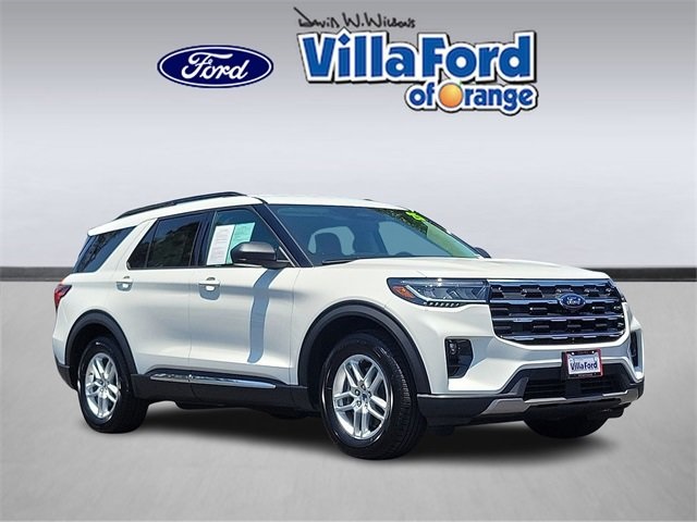 2025 Ford Explorer Active's photo