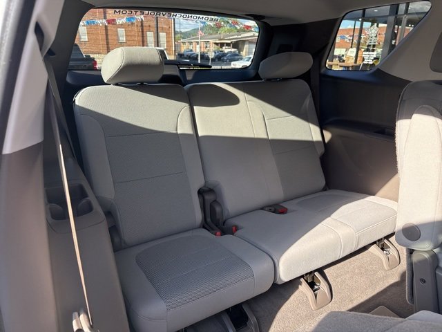 2021 Chevrolet Traverse Cloth photo 11