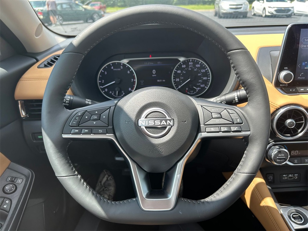2025 Nissan Sentra SV photo 4