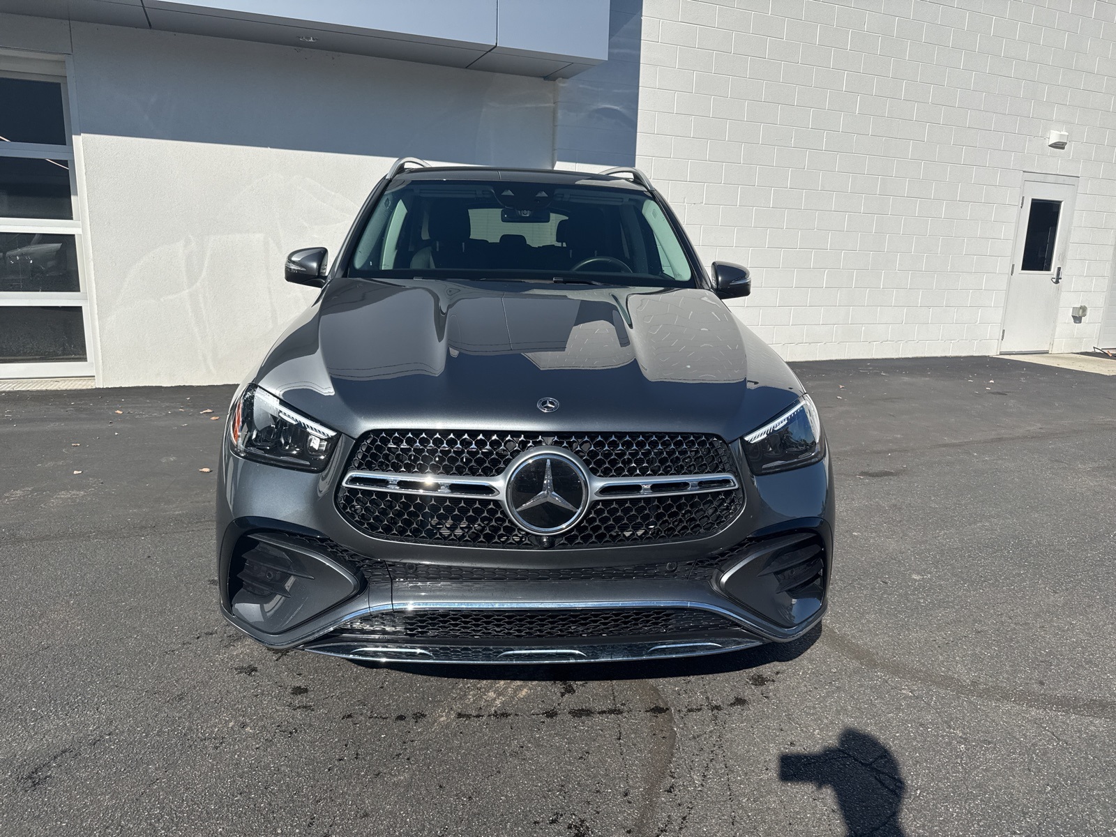 2025 Mercedes Benz GLE 350 4MATIC photo 3